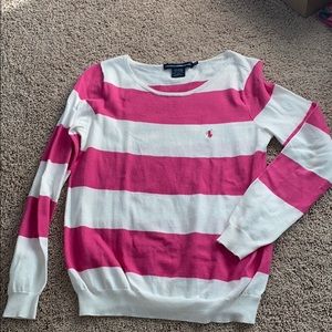 Pink & white crew neck polo shirt! 🐎